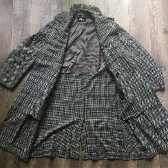 **SOLD** Burberry Wool Houndstooth Trench Coat - Picture 3 of 7